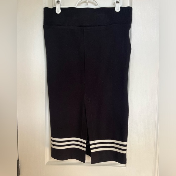 Adidas pencil skirt-midi length-elastic waistband-back slit, high waisted - Picture 8 of 13
